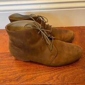 Nisolo leather ankle boots “chucka” style